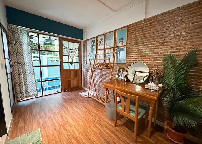 T-house Bkk - Max15 People With Private Swimming Pool Ferienhaus